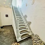 Residenz Seestern, Seekatze