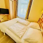 Residenz Seestern, Seekatze